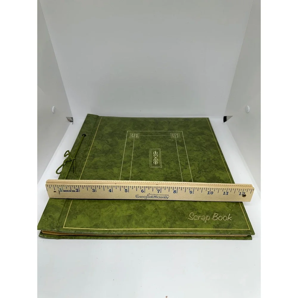 VTG Scrapbook Green Faux Leather Gold Embossed String Tie Large Blank Pages